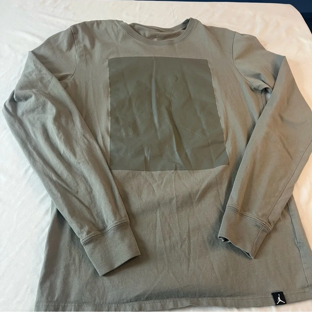 Nike Air Jordan Tonal Jumpman Graphic‎ Long Sleeve Tee Sage Green